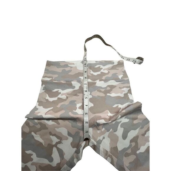 Wild Fable Bike  Camo Shorts Sz S NWT - Picture 6 of 8
